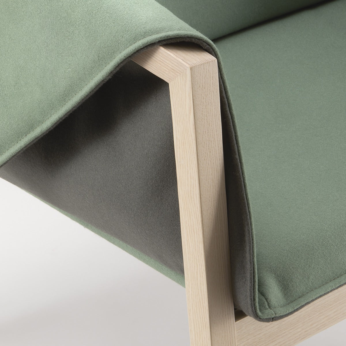 Pad Arm Chair