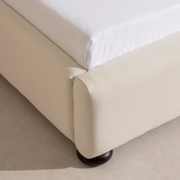 Curve Bed