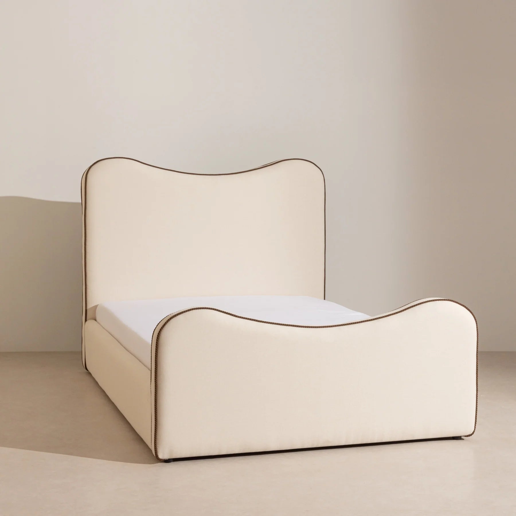 Wave Bed Ivory
